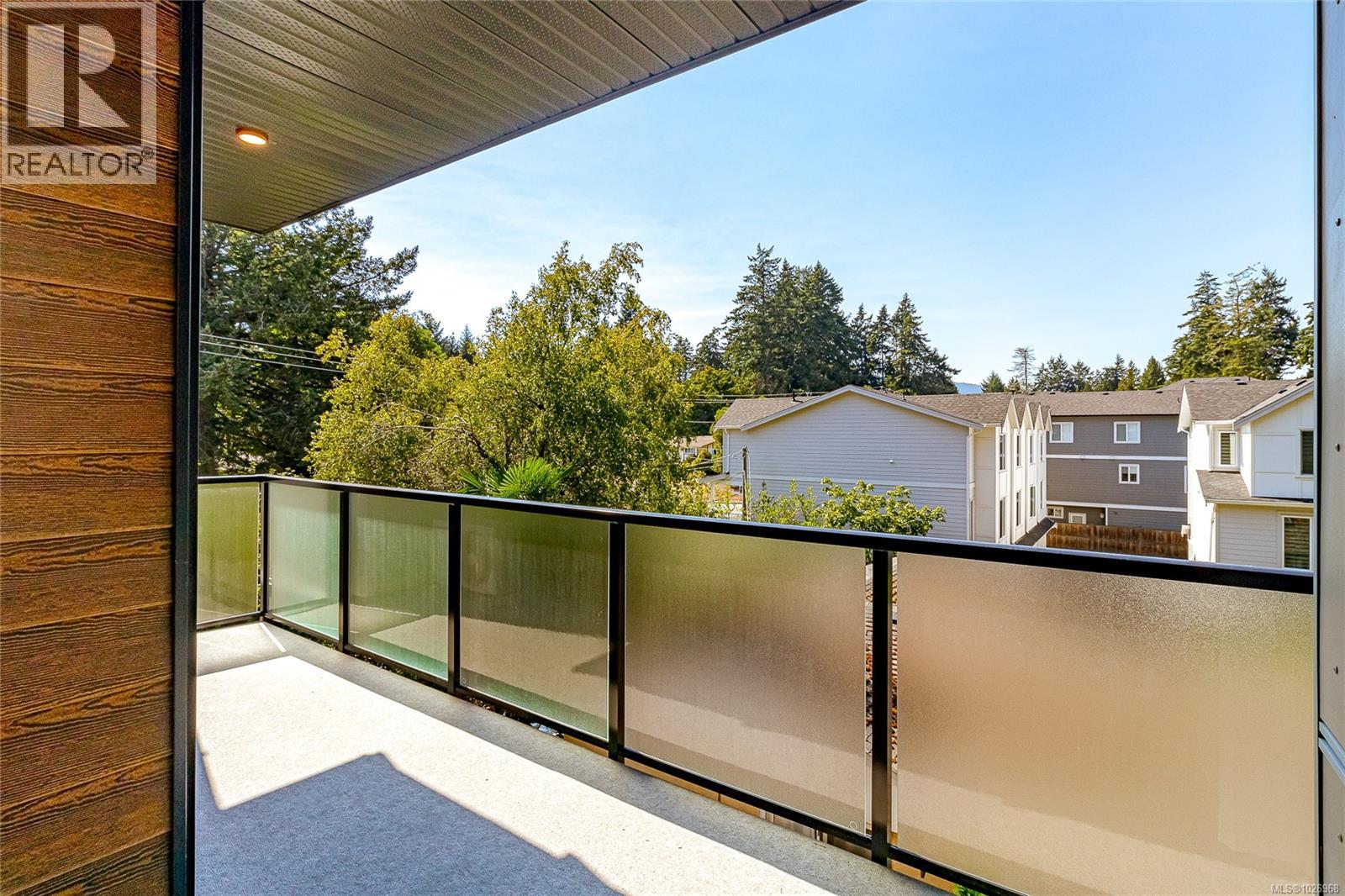 #303 924 JENKINS AVE - 12