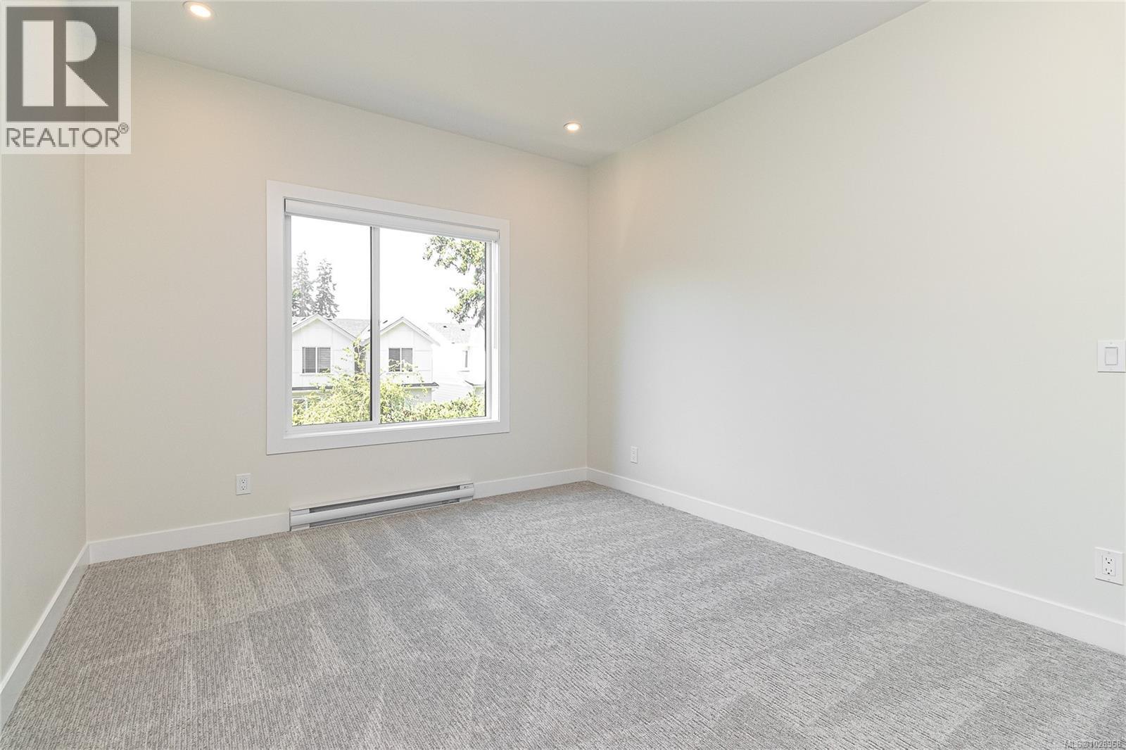 #303 924 JENKINS AVE - 7