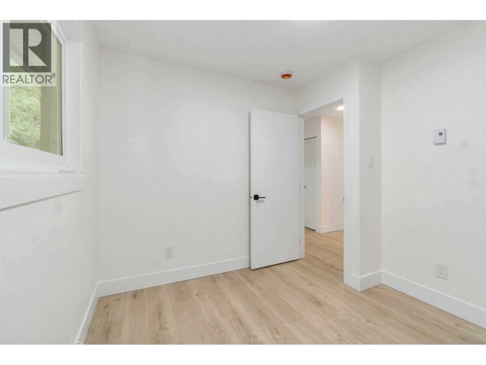 3228 SALT SPRING AVENUE, Coquitlam