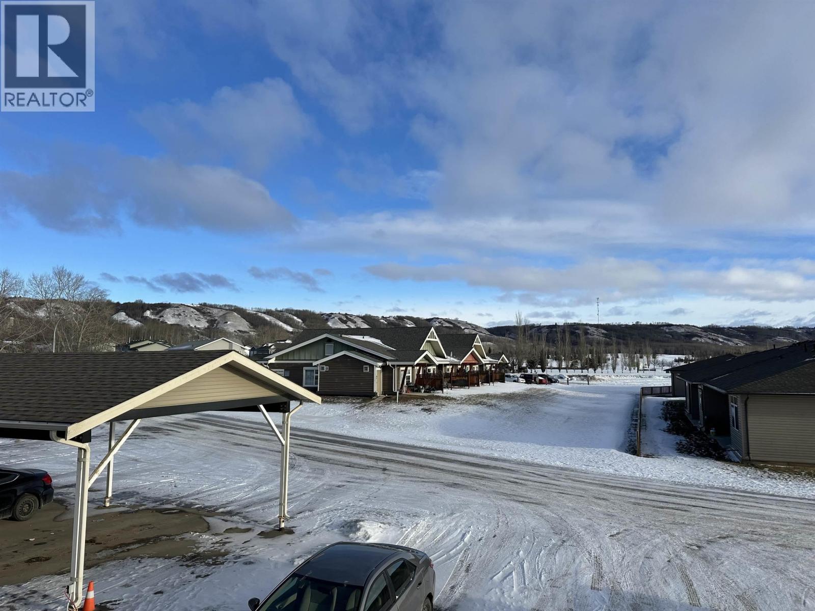 5 9707 99 AVENUE, Taylor