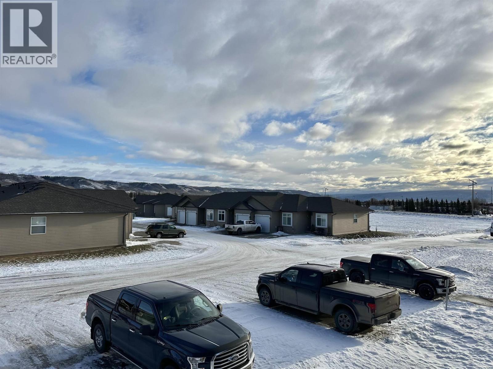 5 9707 99 AVENUE, Taylor