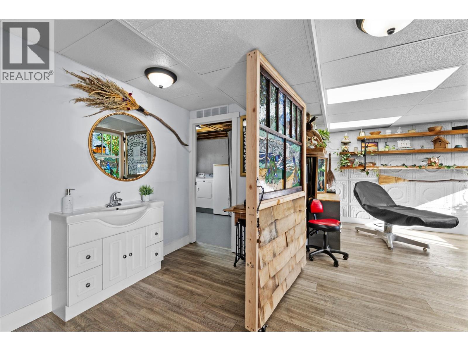 2334 Bossert Avenue, Kamloops