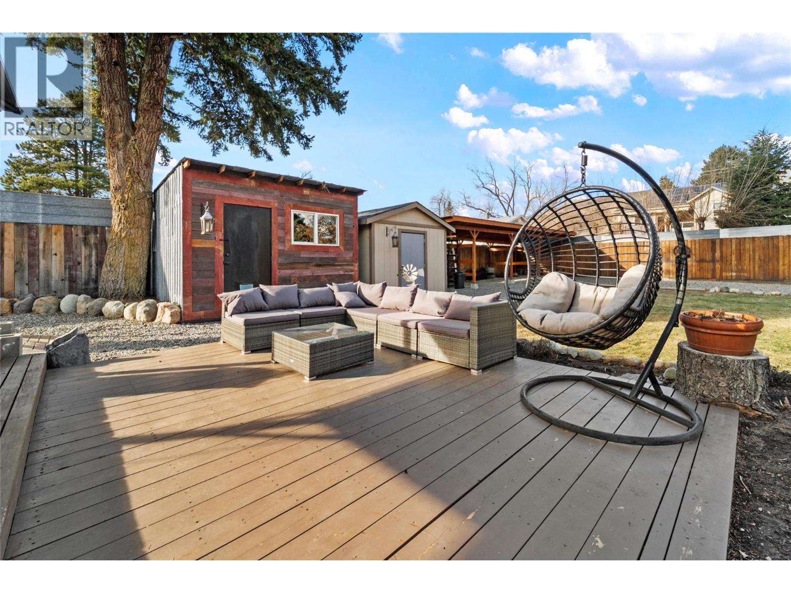 2334 Bossert Avenue, Kamloops