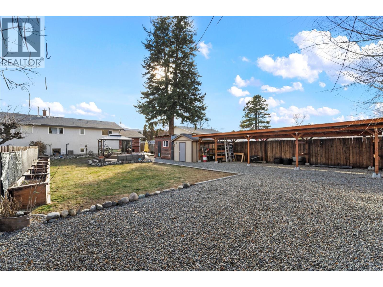 2334 Bossert Avenue, Kamloops