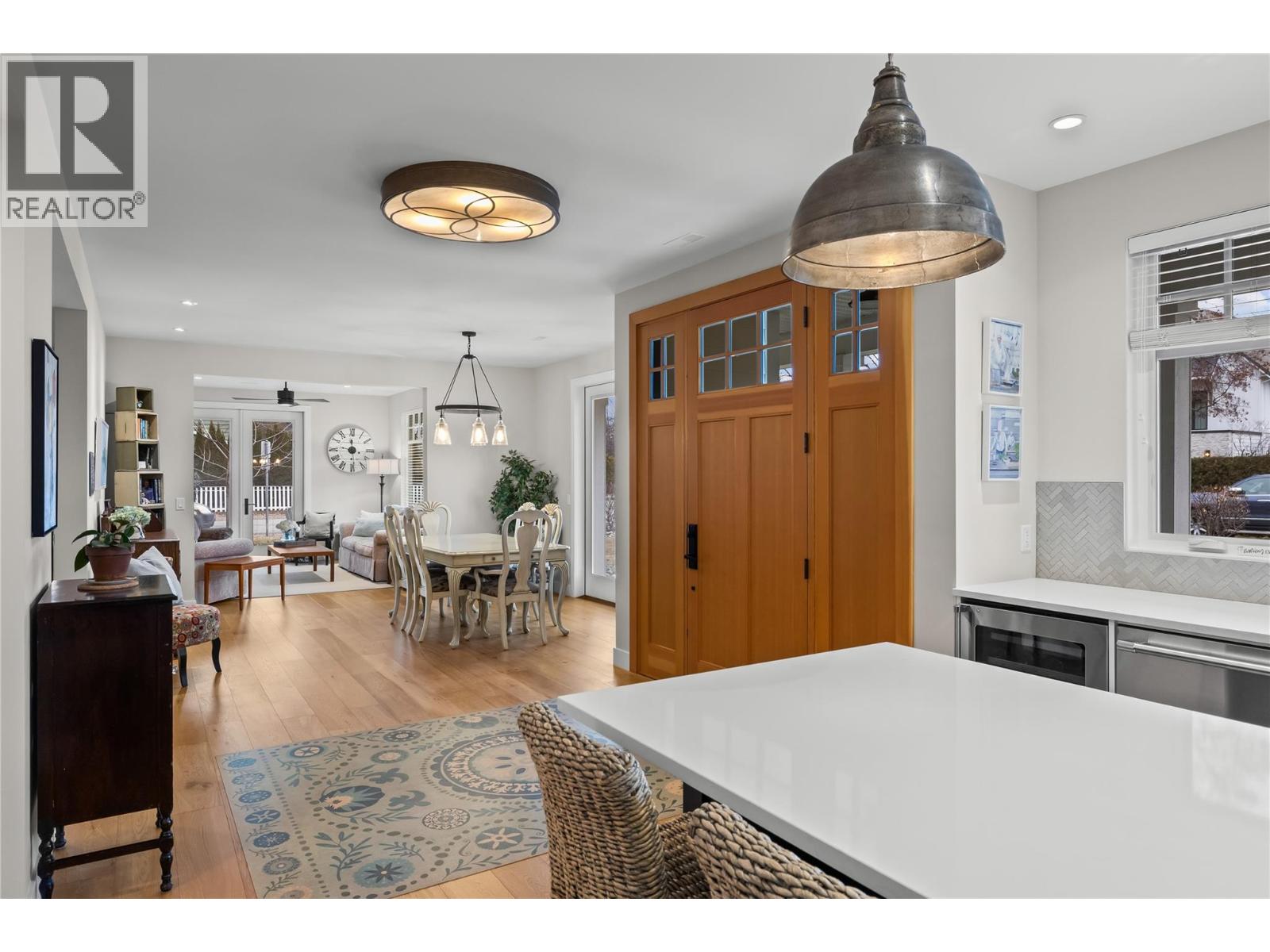 2050 Long Street - 15