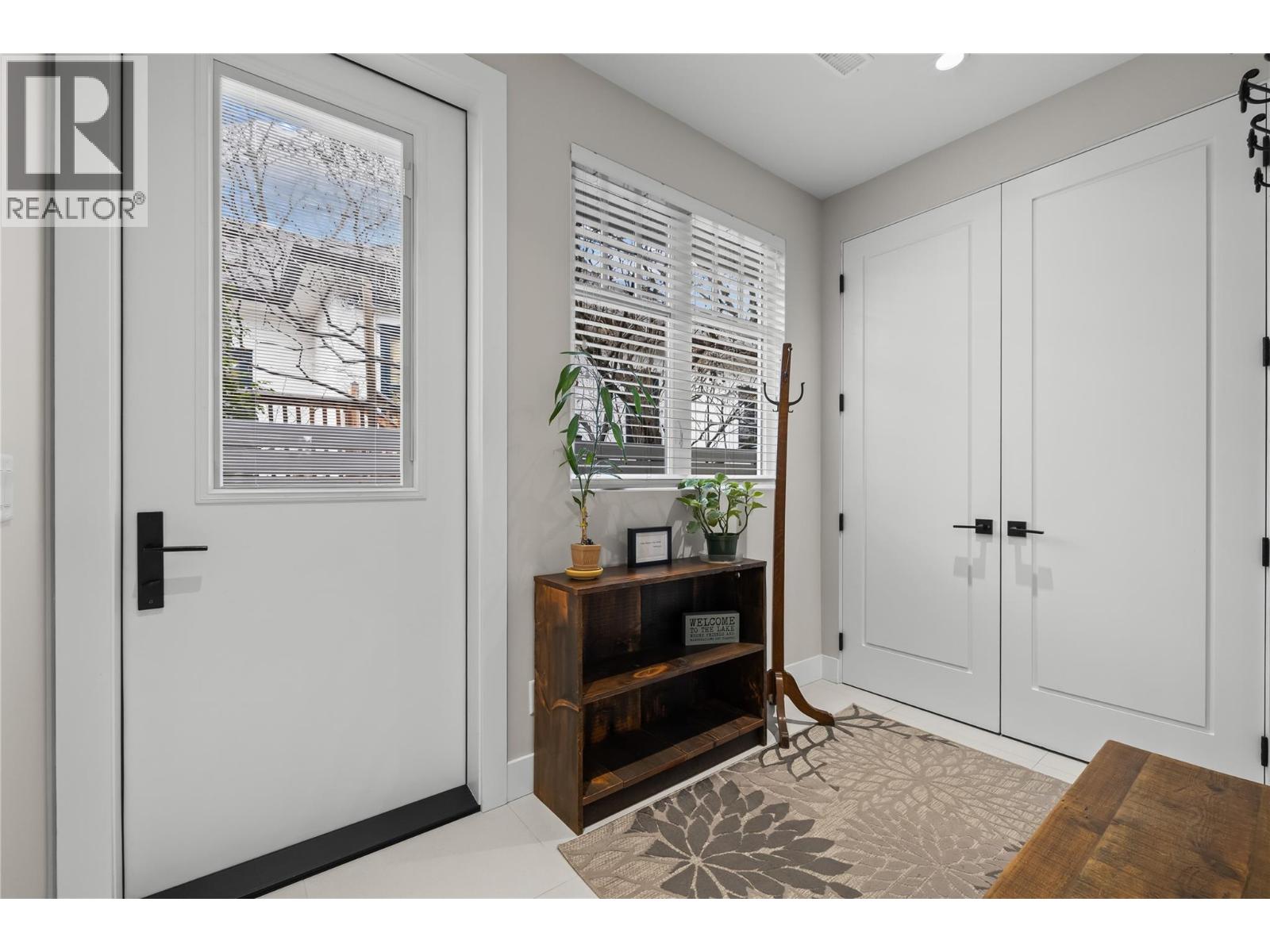 2050 Long Street - 20