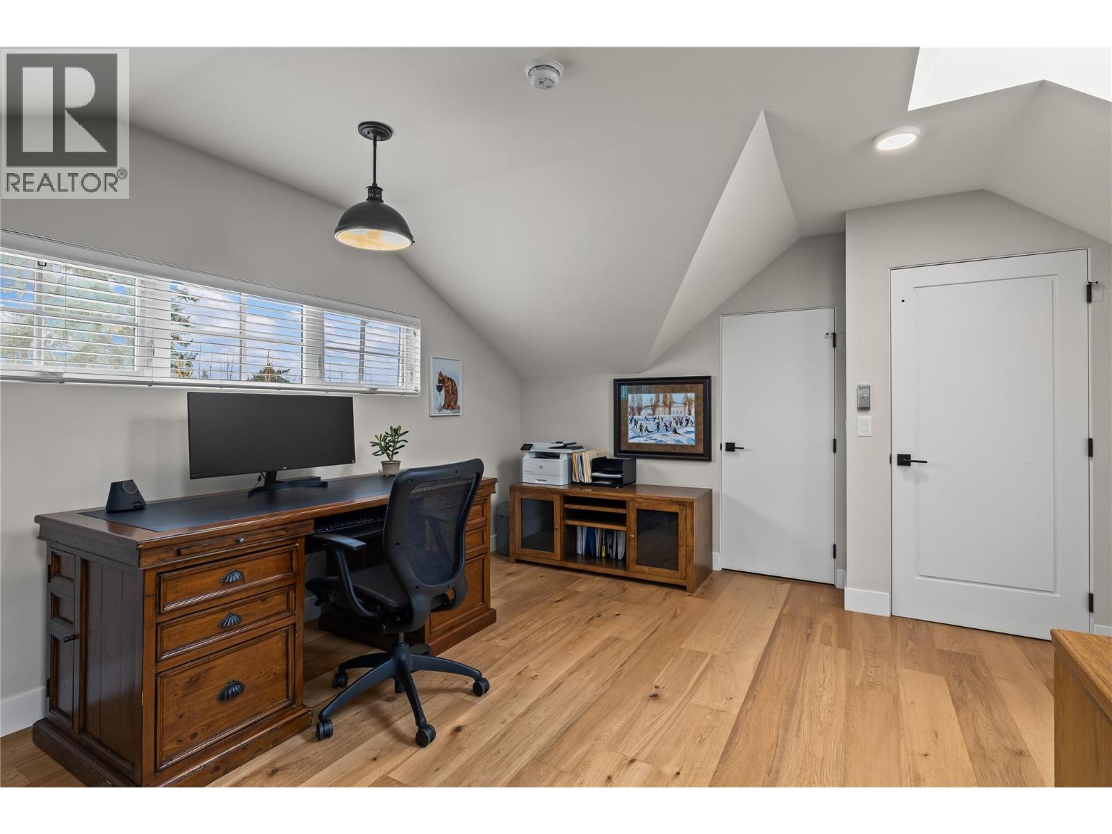  2050 Long Street, Kelowna