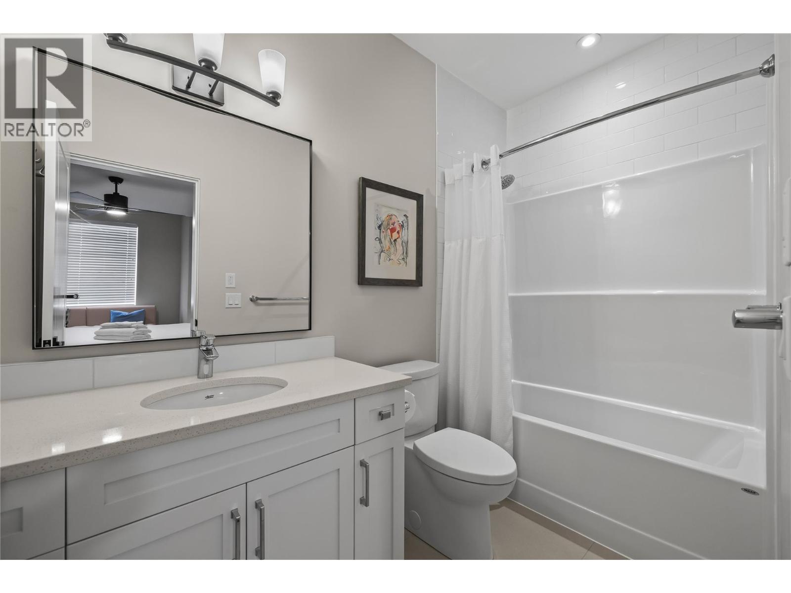  2050 Long Street, Kelowna