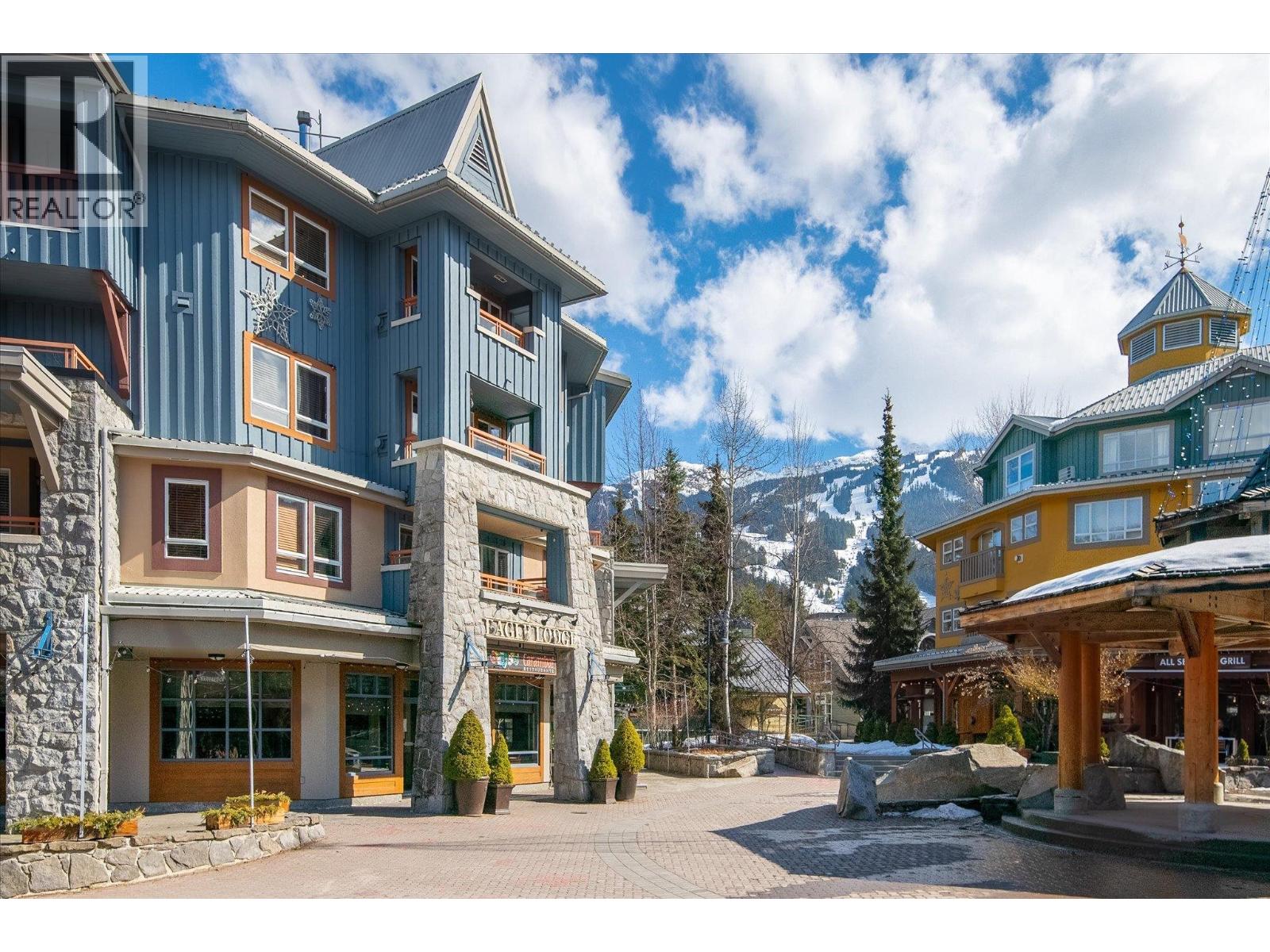 425 4314 MAIN STREET, Whistler