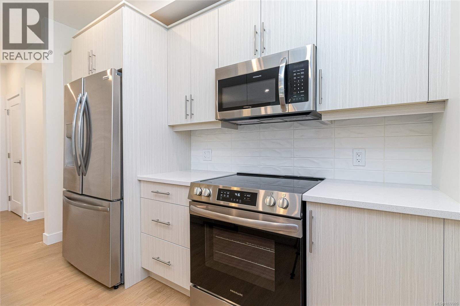 #304 924 JENKINS AVE - 5