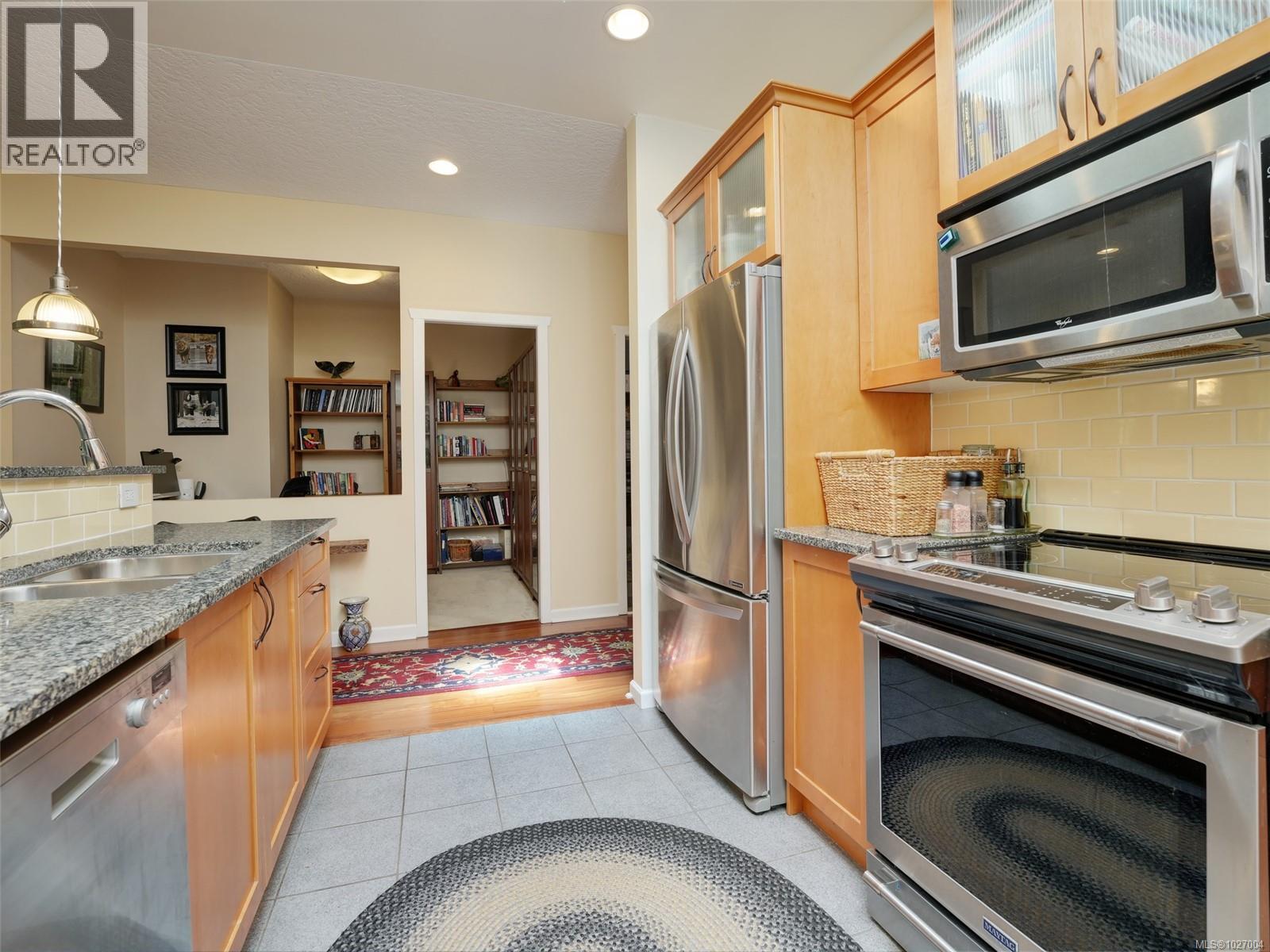 11 2363 Demamiel Drive, Sooke