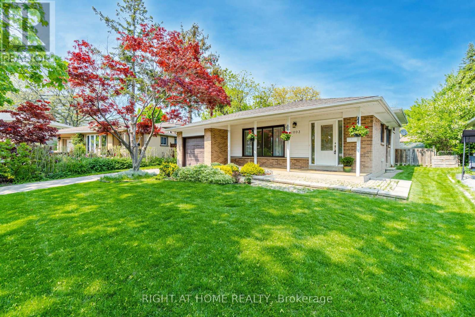 1093 PARTHIA CRESCENT - Photo 5 of 37, Mississauga (Applewood), Ontario