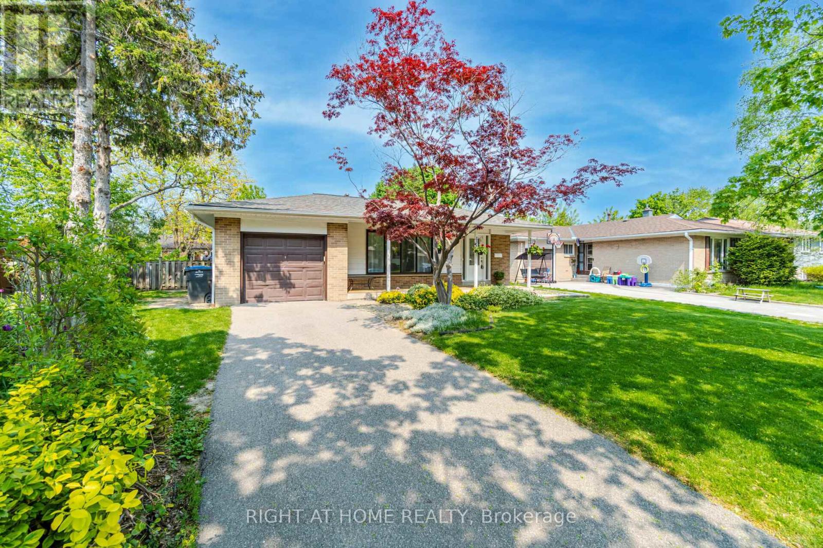 1093 PARTHIA CRESCENT - Photo 4 of 37, Mississauga (Applewood), Ontario