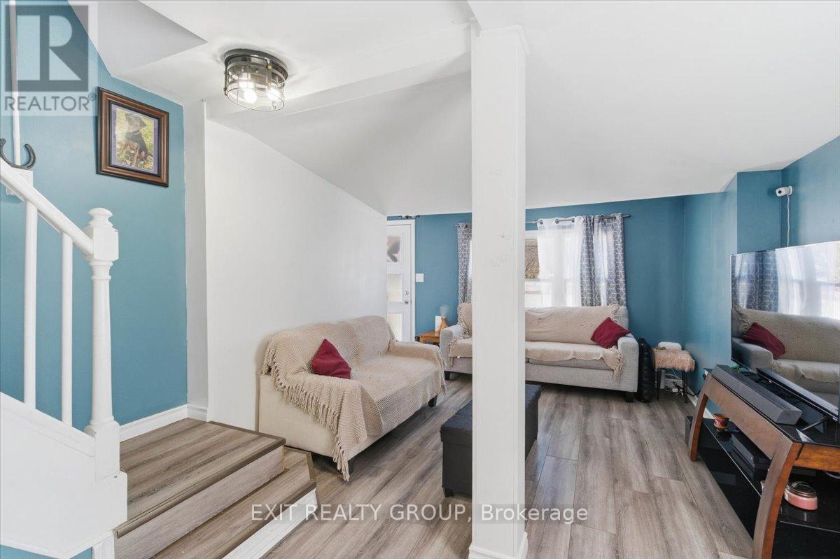 22166 LOYALIST PARKWAY - Photo 4 of 37, Quinte West (Murray Ward), Ontario