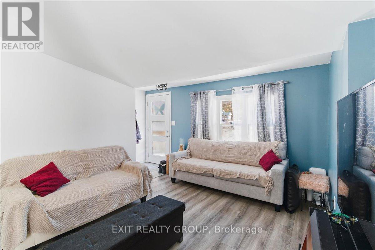 22166 LOYALIST PARKWAY - Photo 5 of 37, Quinte West (Murray Ward), Ontario