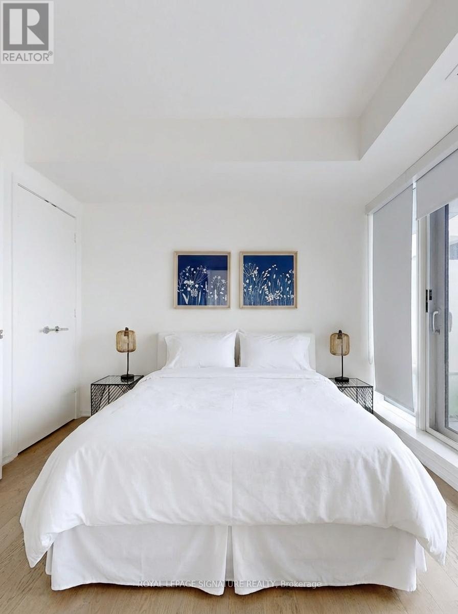 #4406 1 BLOOR STREET E - 12