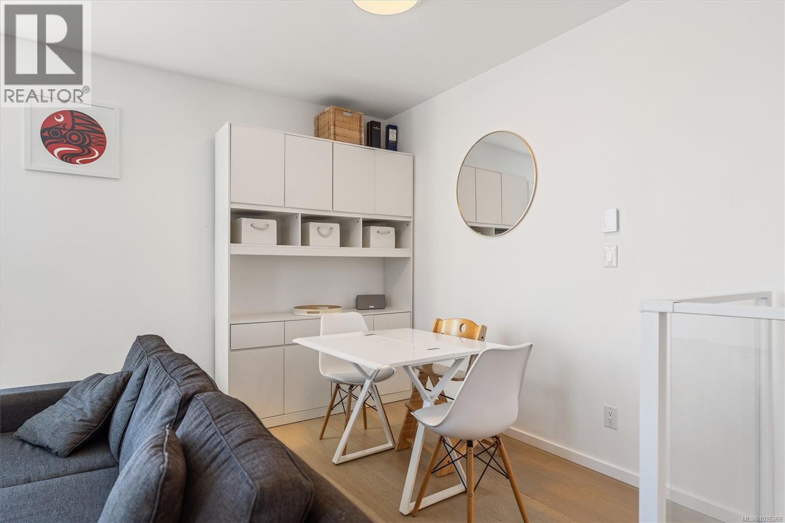 105 1720 Fairfield Road, Victoria