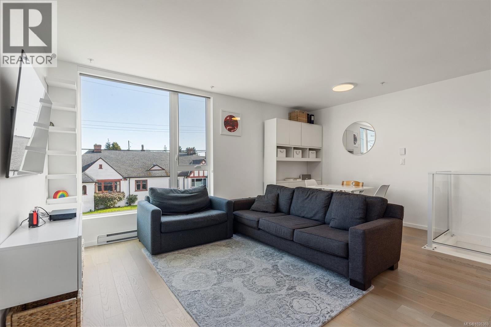 105 1720 Fairfield Road, Victoria