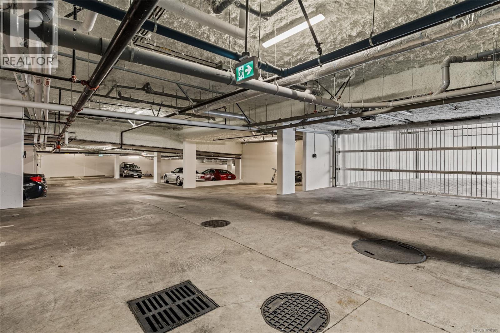 105 1720 Fairfield Road, Victoria