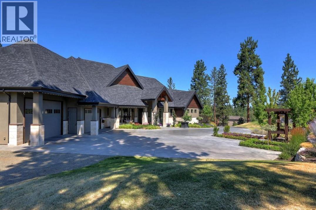  3990 Fairwinds Court, Kelowna