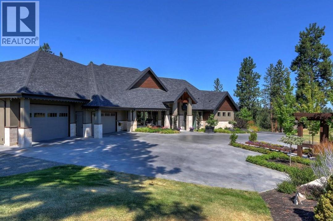  3990 Fairwinds Court, Kelowna