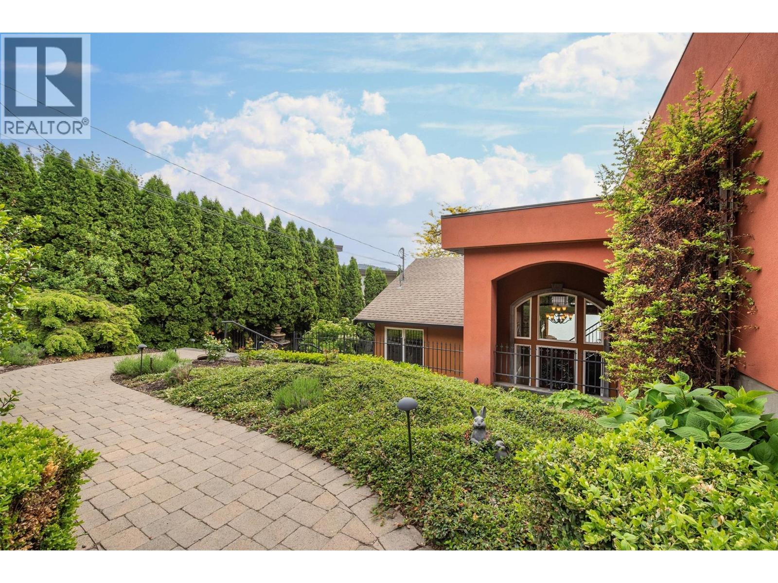  683 Westside Road South, West Kelowna