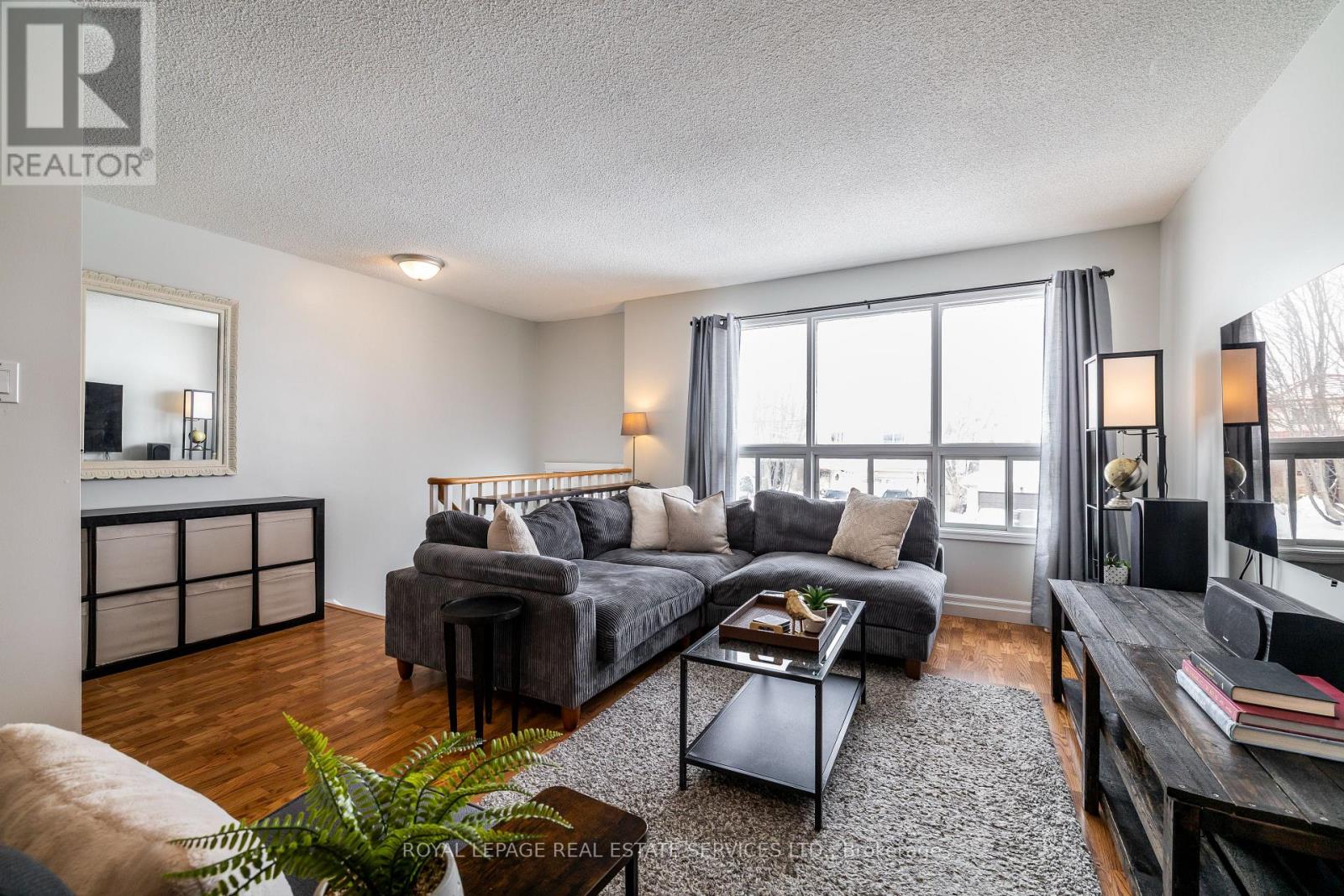 457 BRITANNIA AVENUE - Photo 4 of 23, Bradford West Gwillimbury (Bradford), Ontario