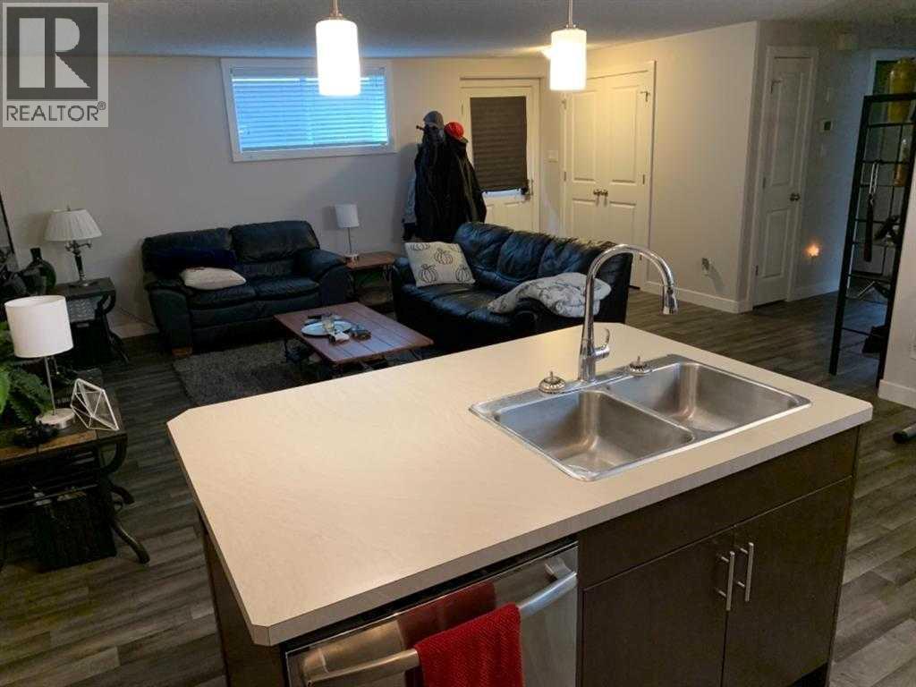 Single Family House for Sale in  Mount Sundance Landing W Sunridge Lethbridge 