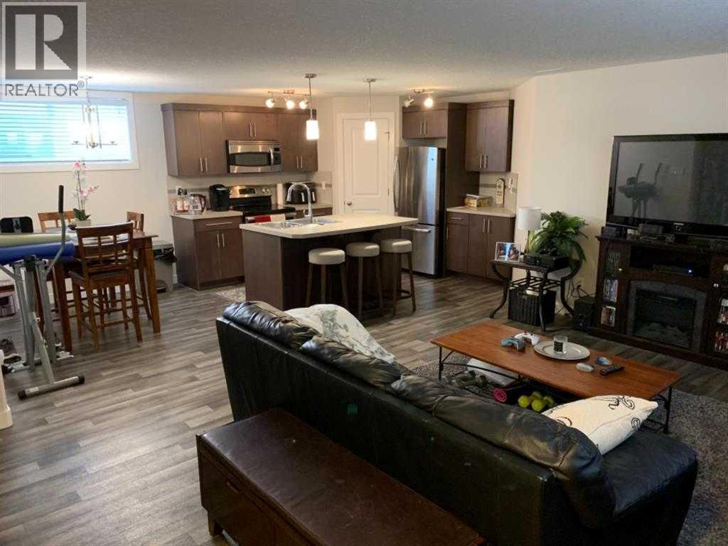 Single Family House for Sale in  Mount Sundance Landing W Sunridge Lethbridge 