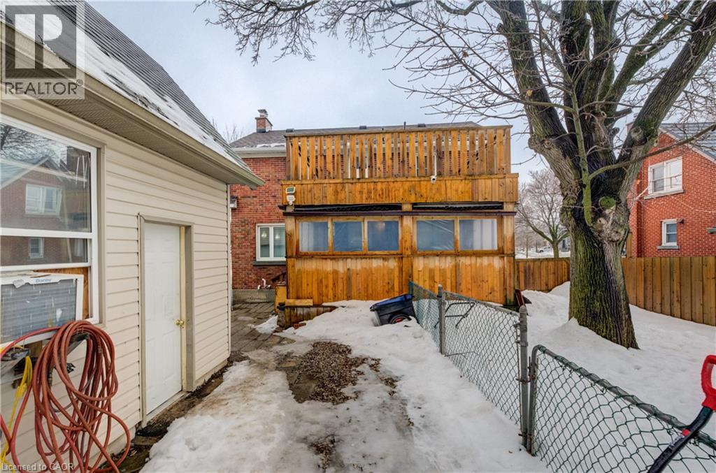 76 BRENTWOOD Avenue - 33