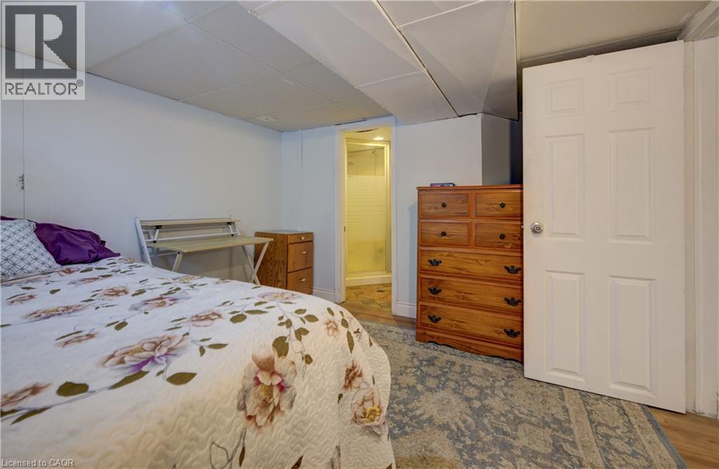 76 BRENTWOOD Avenue - 28