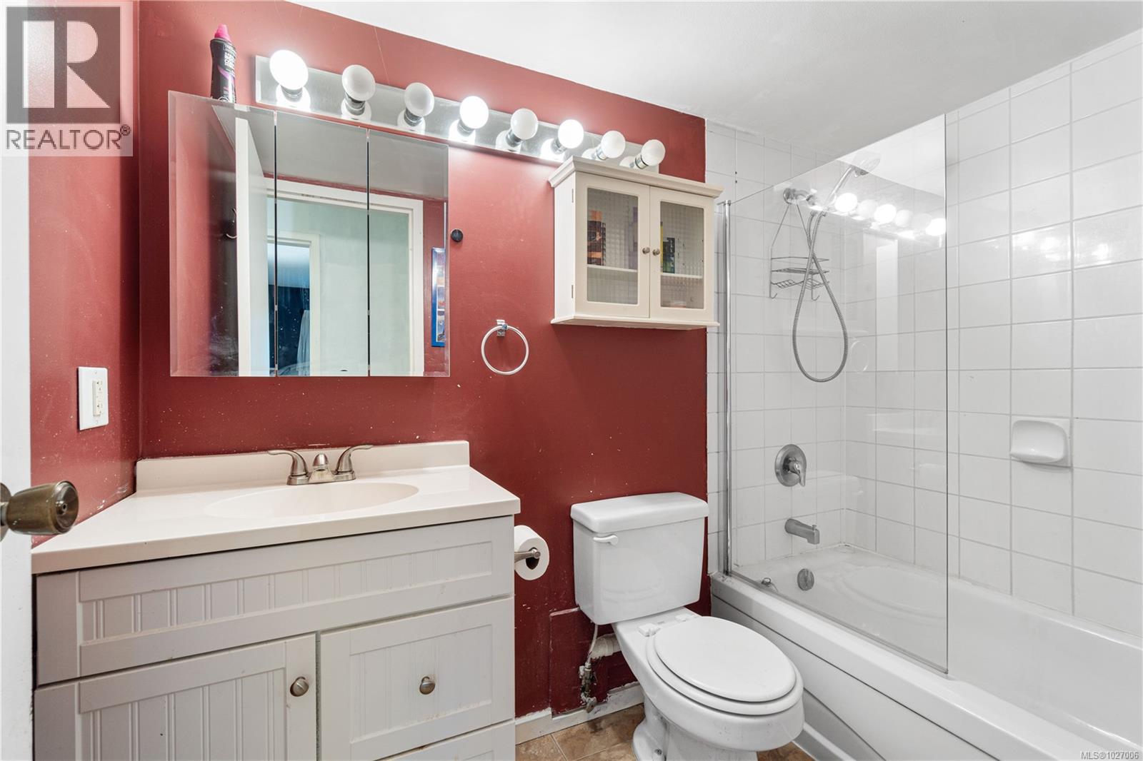 213 4720 Uplands Dr, Nanaimo