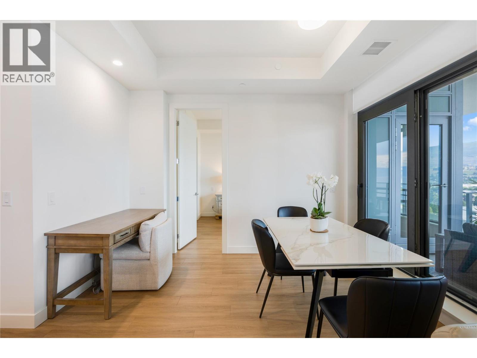 PH3 3699 Capozzi Road, Kelowna