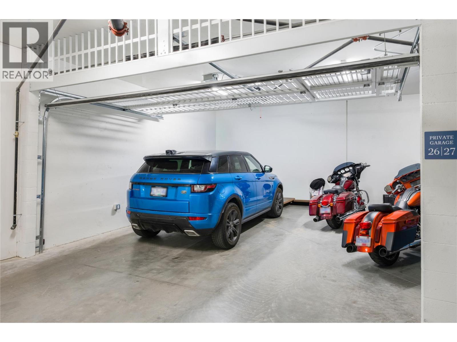 PH3 3699 Capozzi Road, Kelowna