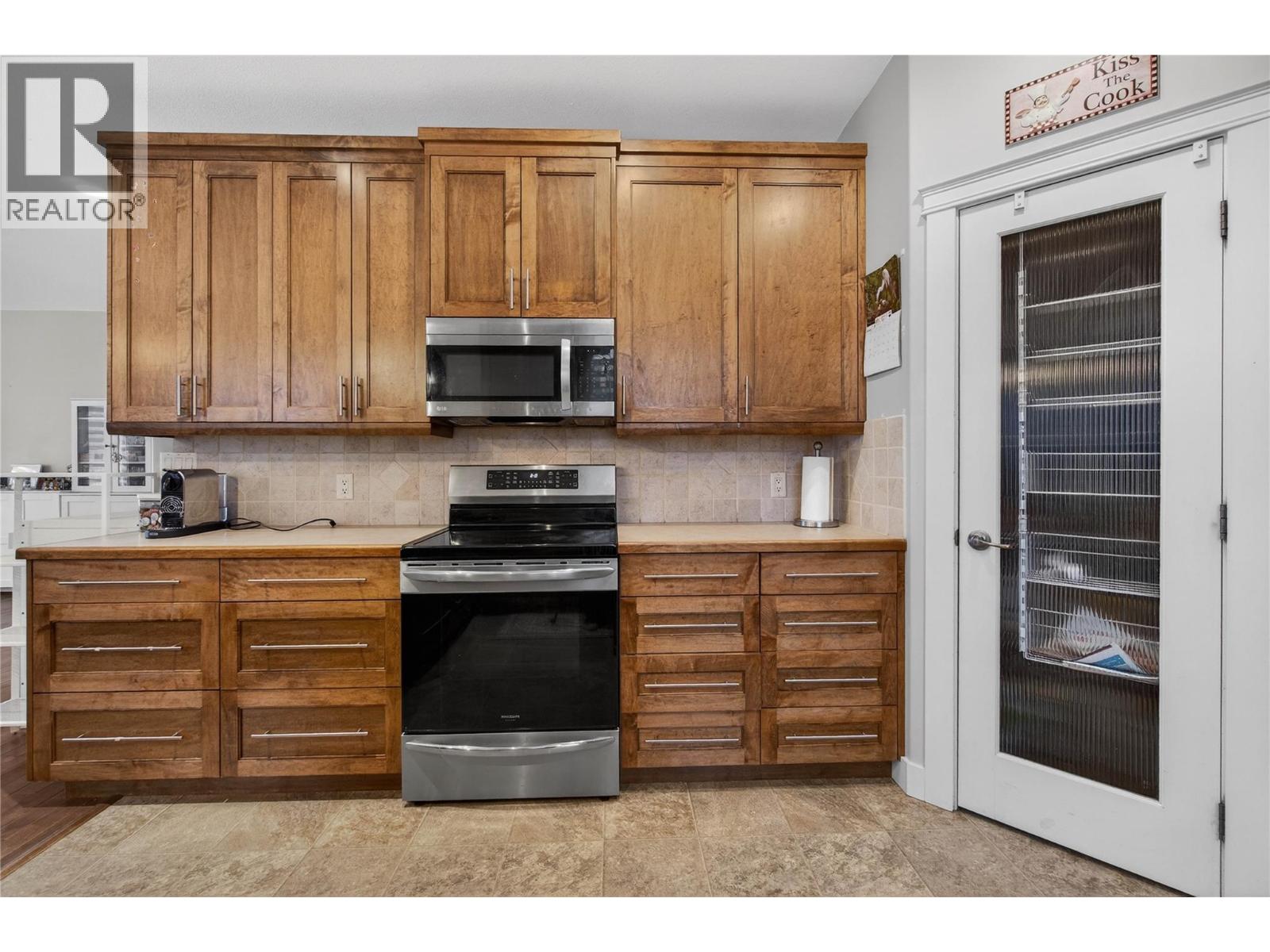 #36 1581 20 Street NE - 13