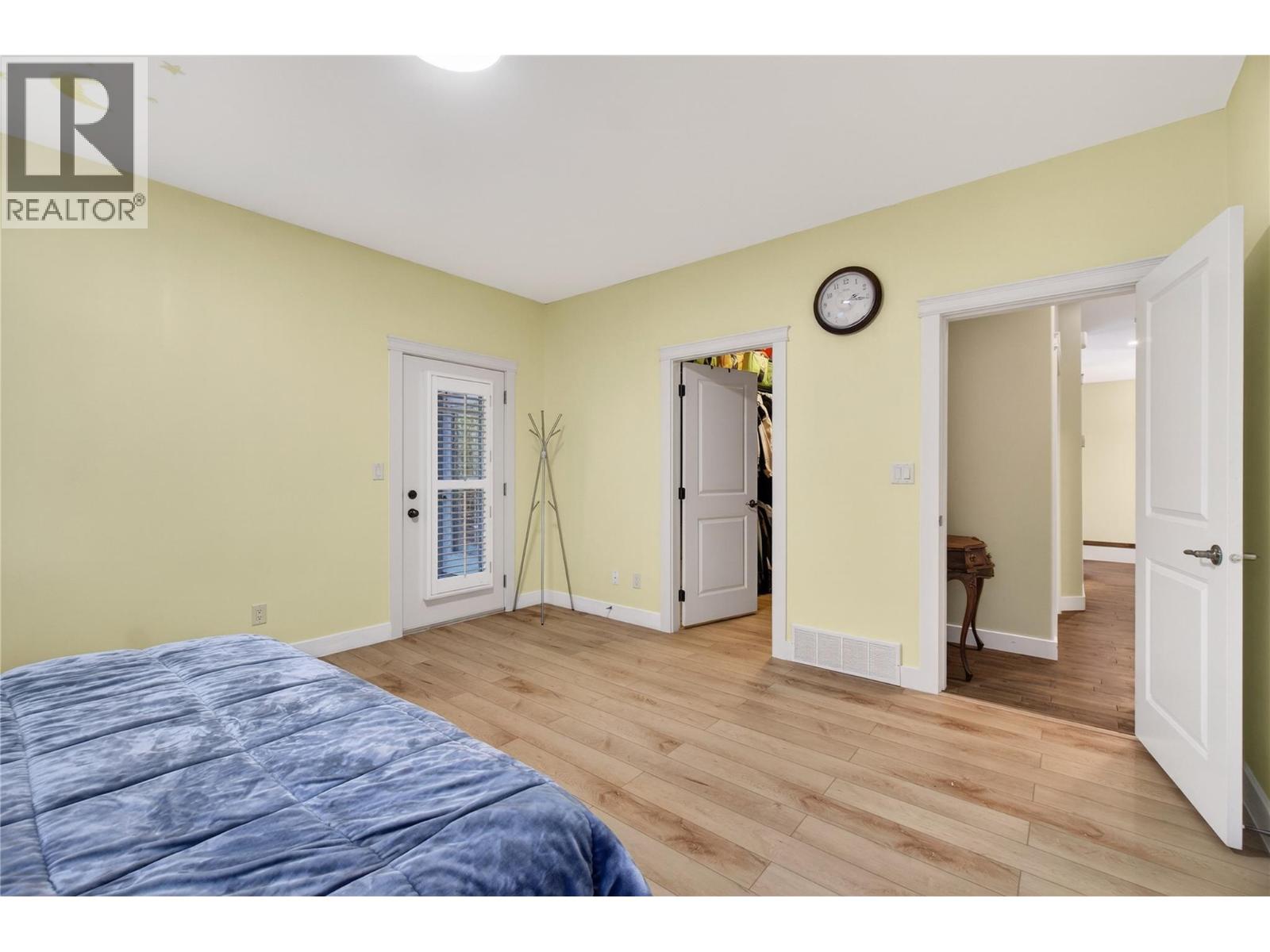 #36 1581 20 Street NE - 31