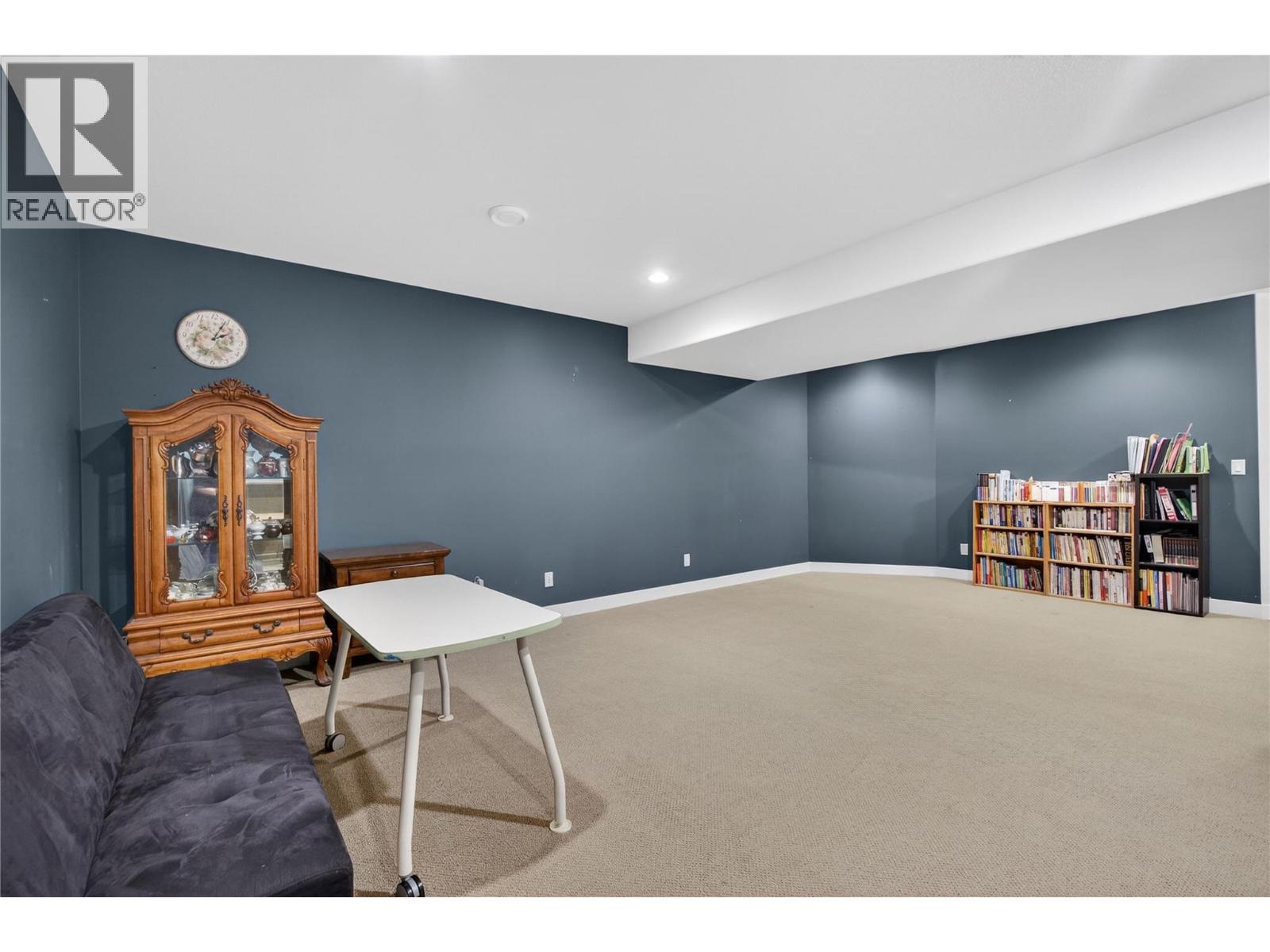 #36 1581 20 Street NE - 49