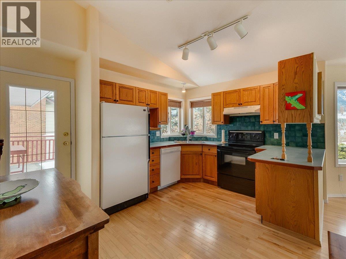 702 Munro Street, Nelson