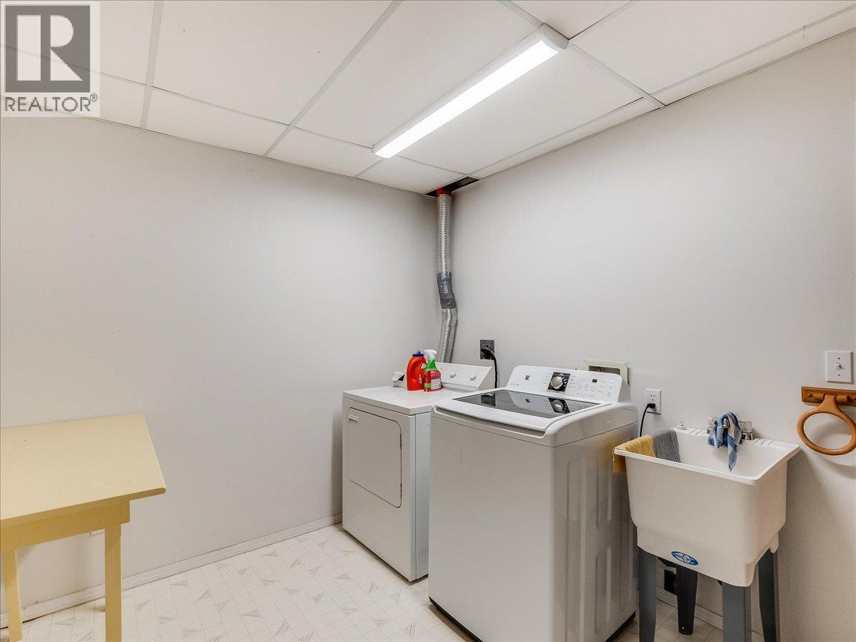 702 Munro Street, Nelson