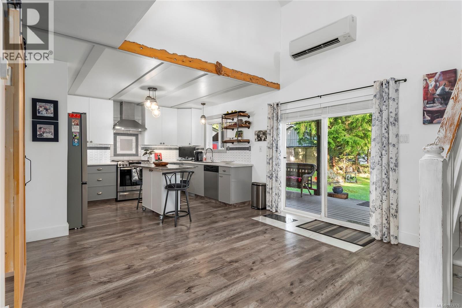 360 Harrogate Rd, Campbell River