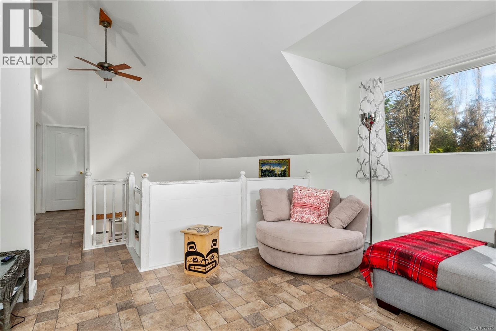 360 Harrogate Rd, Campbell River