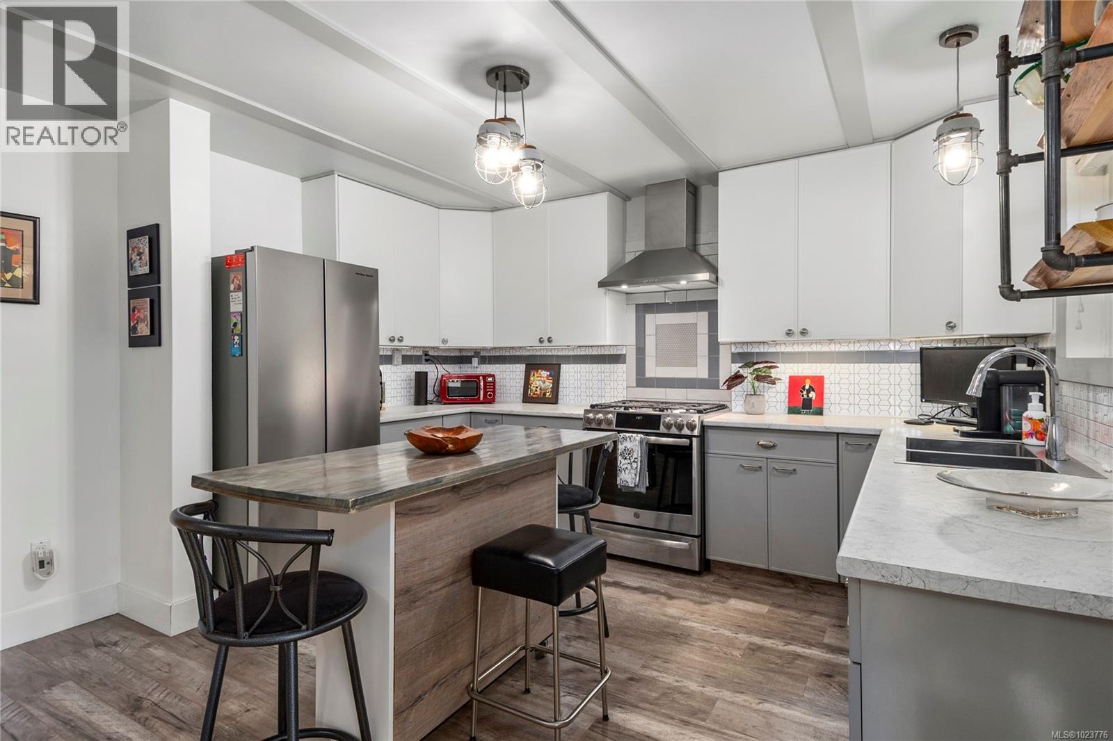 360 Harrogate Rd, Campbell River