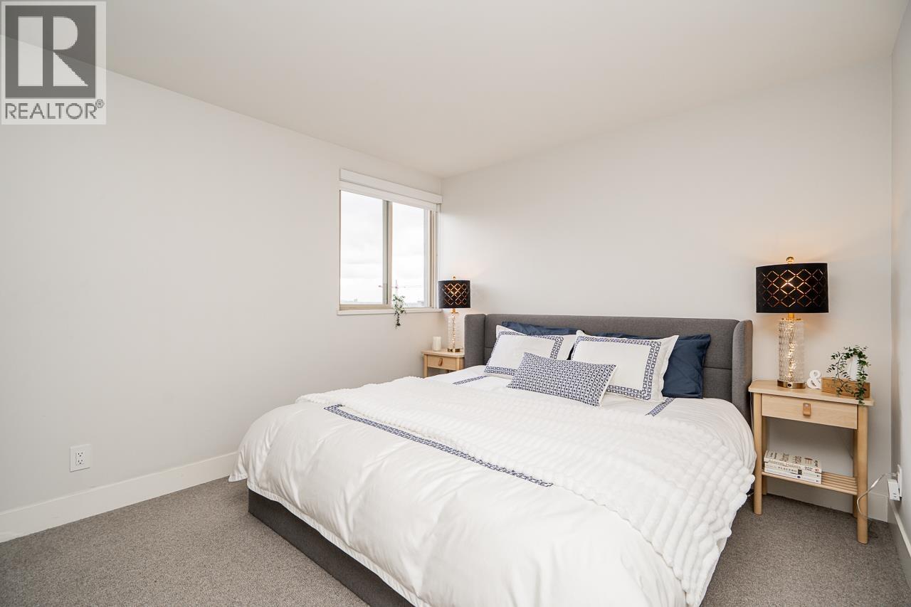 1202 110 W 4TH STREET, North Vancouver