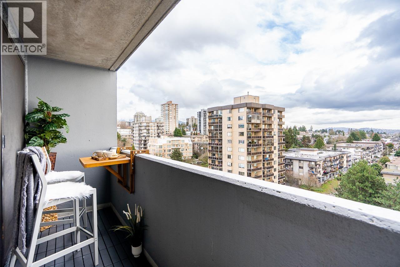 1202 110 W 4TH STREET, North Vancouver