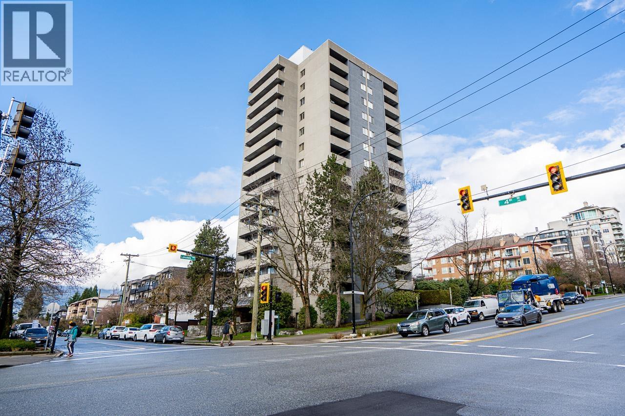 1202 110 W 4TH STREET, North Vancouver