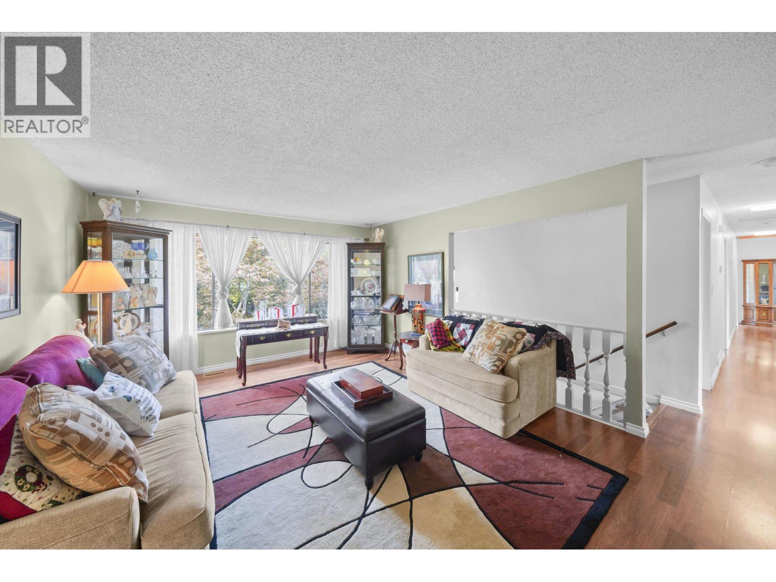 2160 DORSET AVENUE, Port Coquitlam