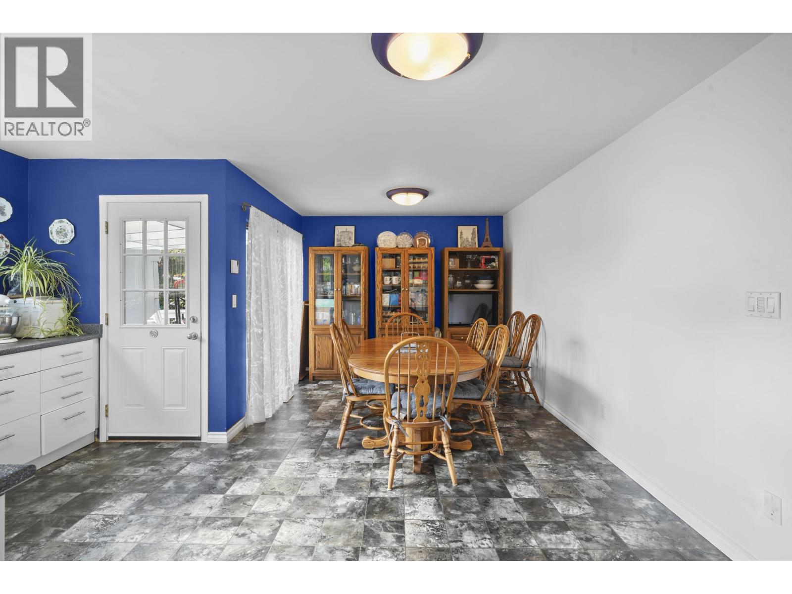 2160 DORSET AVENUE, Port Coquitlam