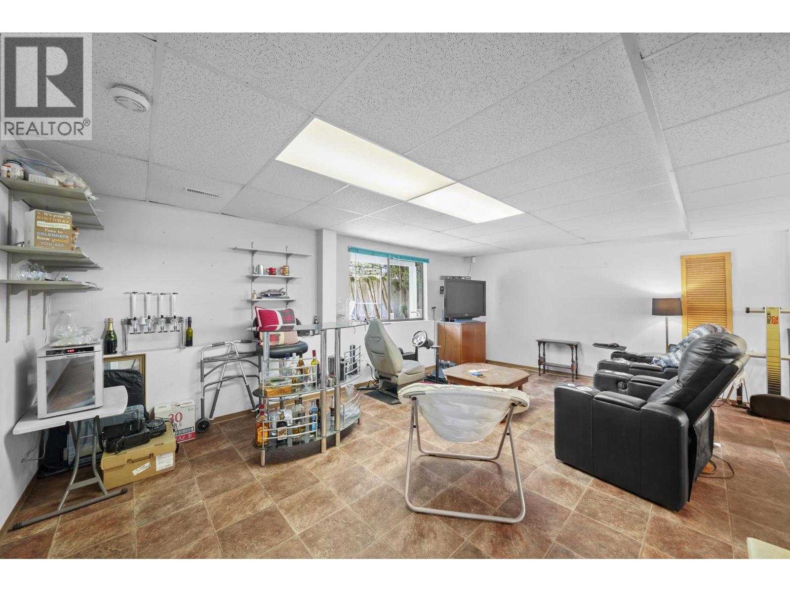 2160 DORSET AVENUE, Port Coquitlam