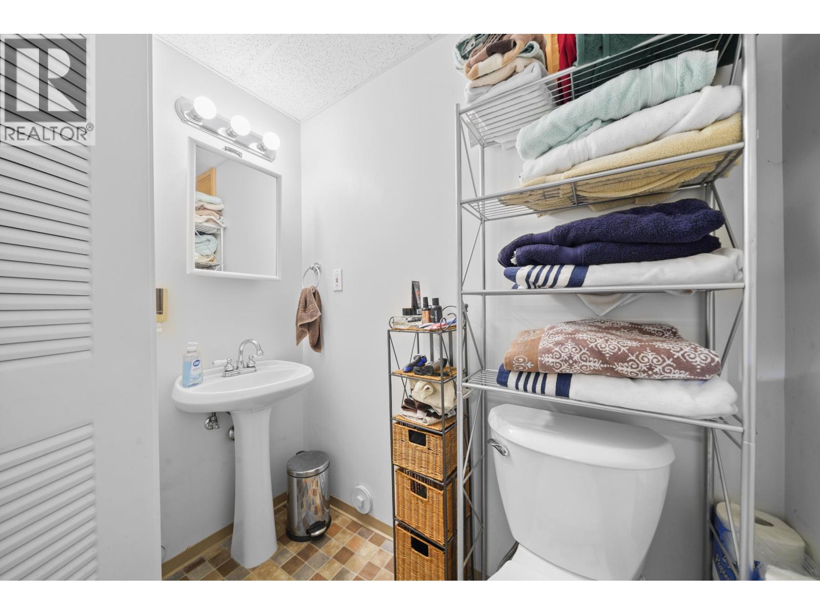 2160 DORSET AVENUE, Port Coquitlam