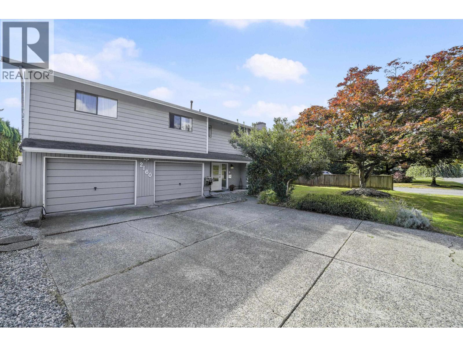 2160 DORSET AVENUE, Port Coquitlam